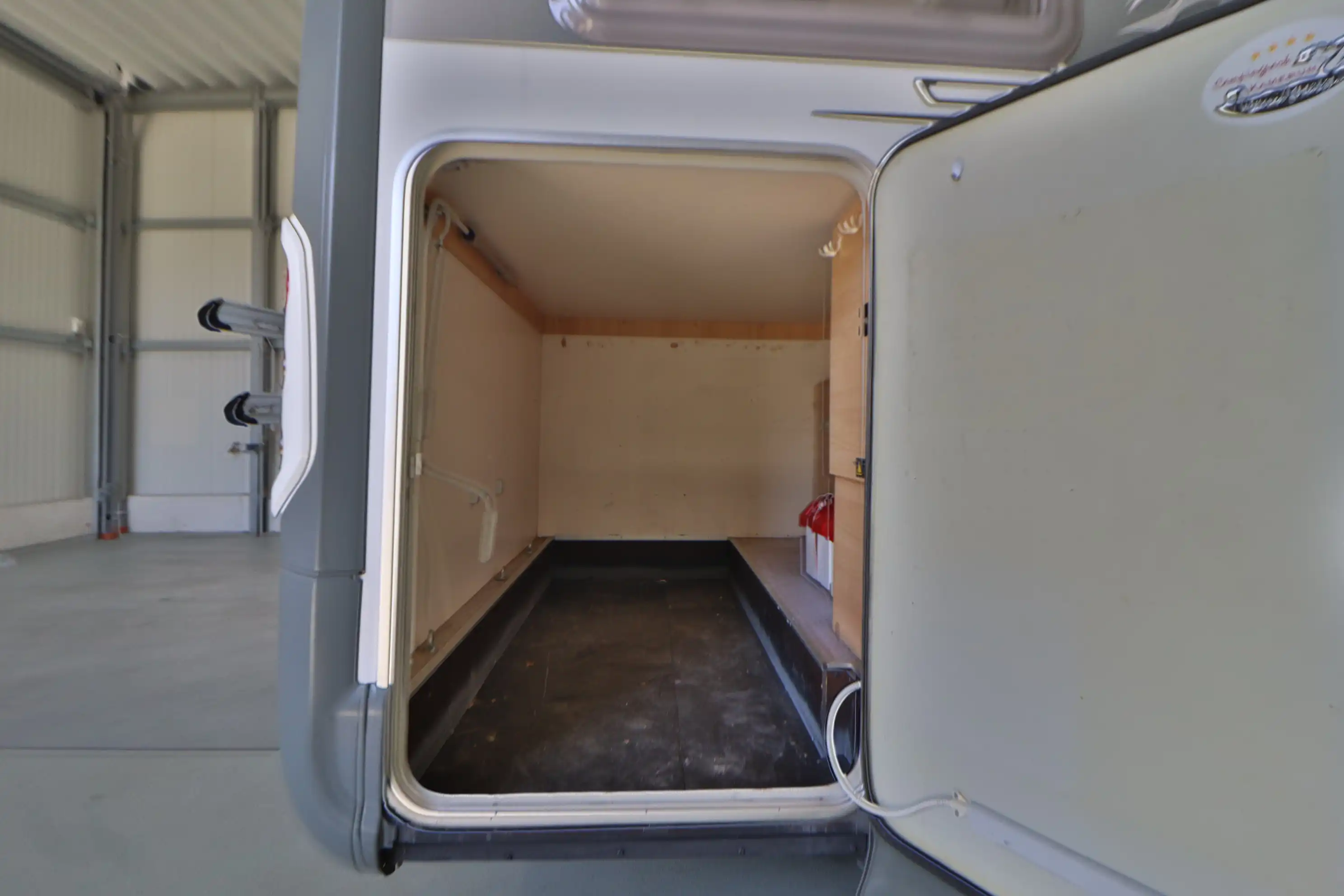KNAUS VAN TI 600 ME